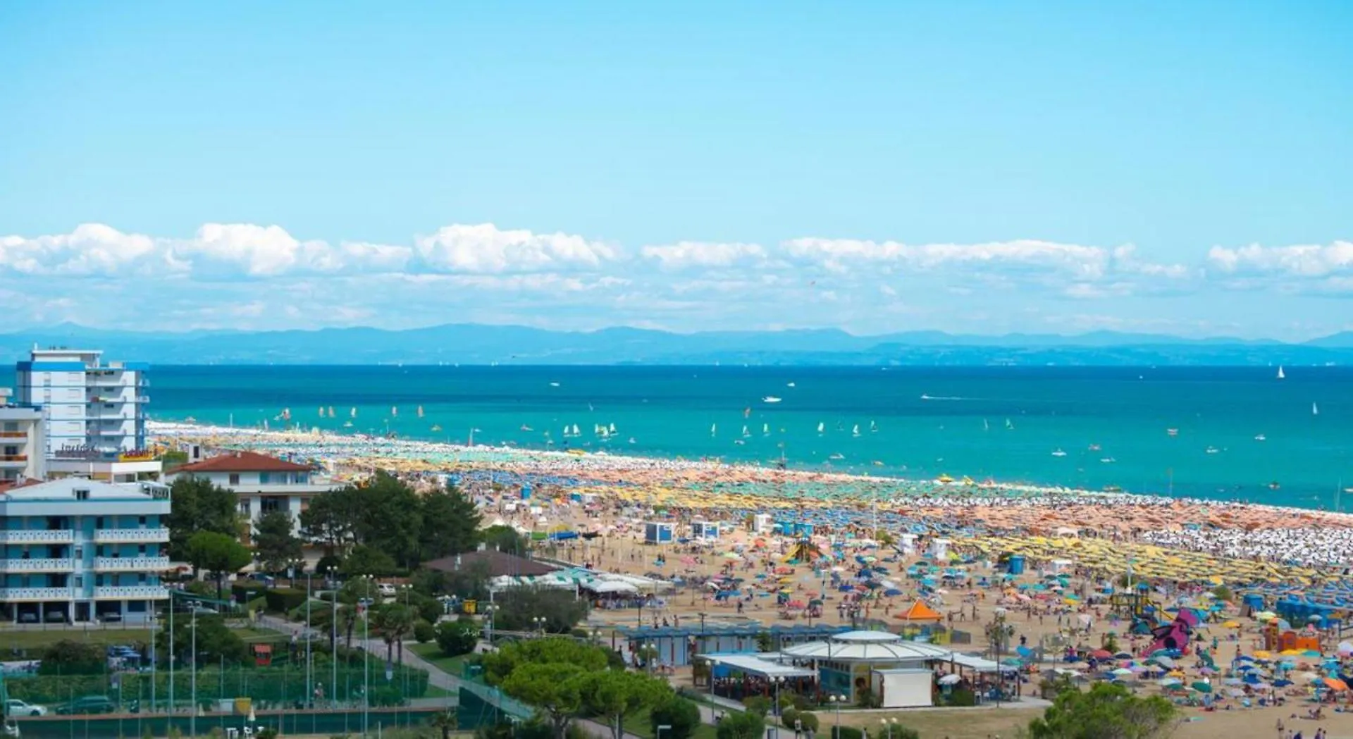Spacious Flat Perfect For Enjoy Your Vacations Bibione 0*,  Italy